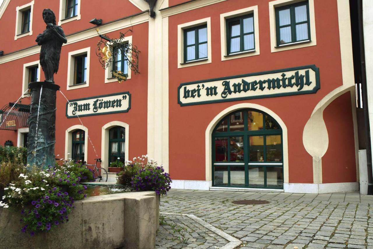 Hotel Gasthof Zum Loewen Фельбург Экстерьер фото