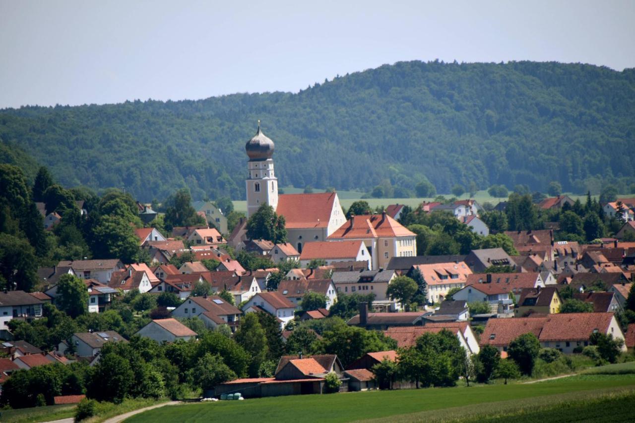 Hotel Gasthof Zum Loewen Фельбург Экстерьер фото