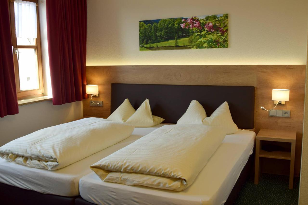 Hotel Gasthof Zum Loewen Фельбург Номер фото