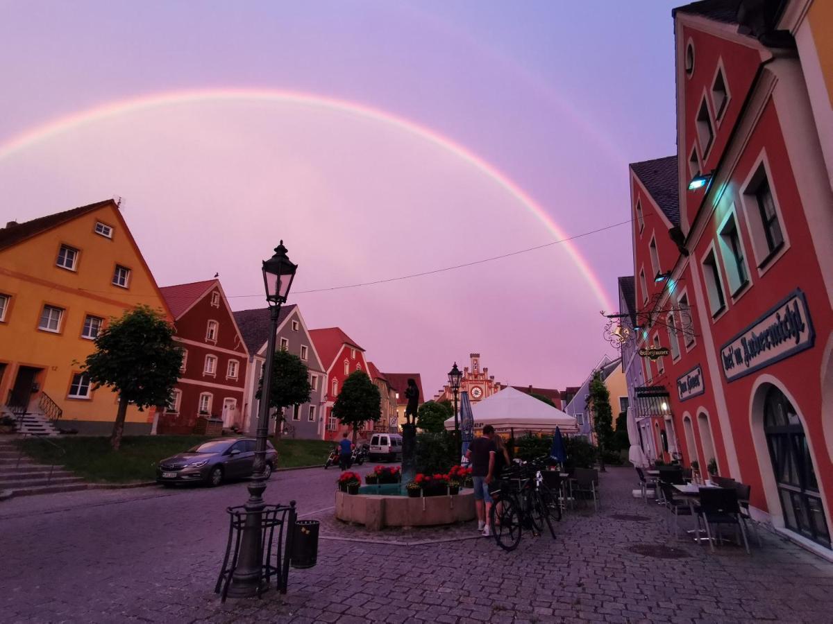 Hotel Gasthof Zum Loewen Фельбург Экстерьер фото