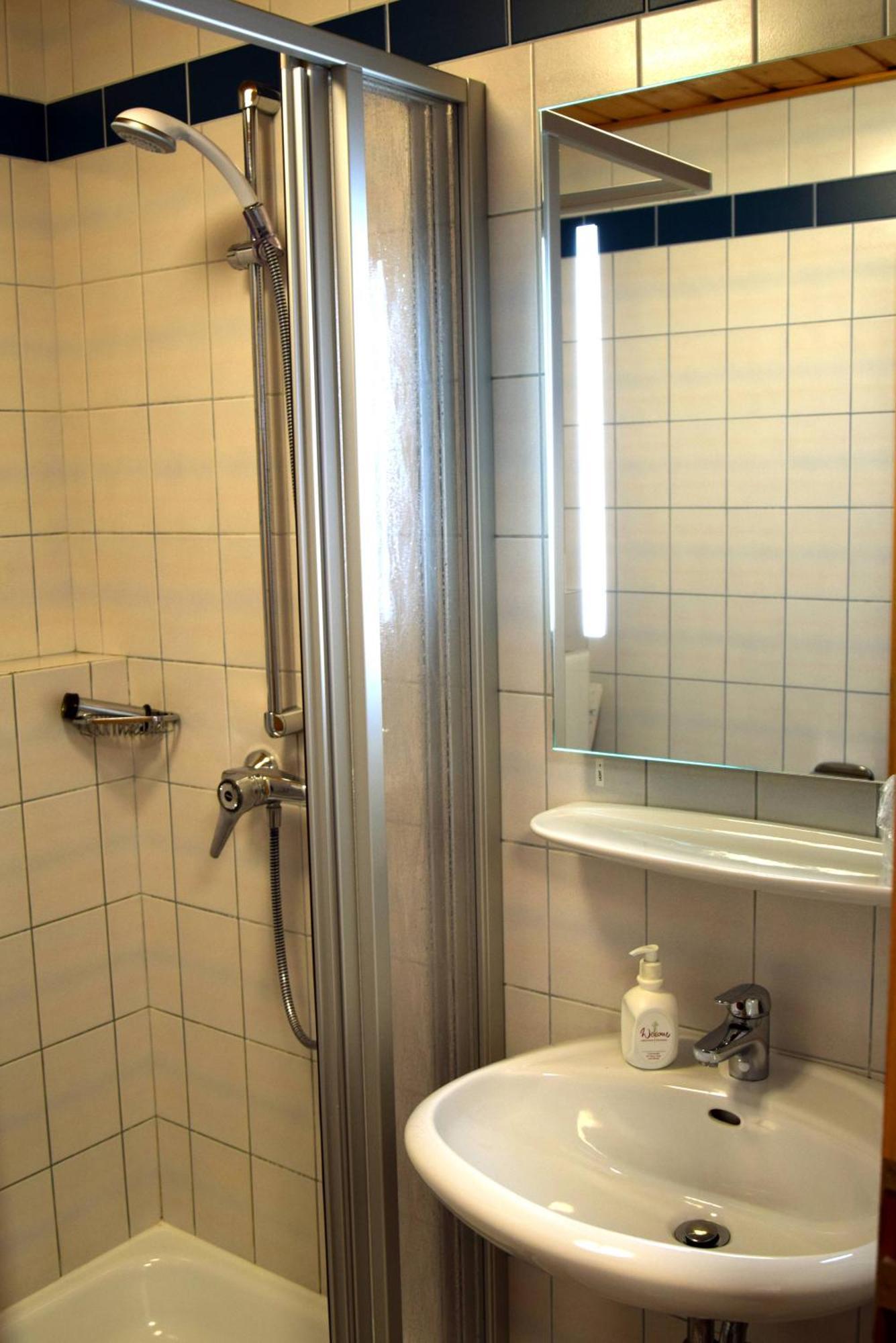 Hotel Gasthof Zum Loewen Фельбург Номер фото