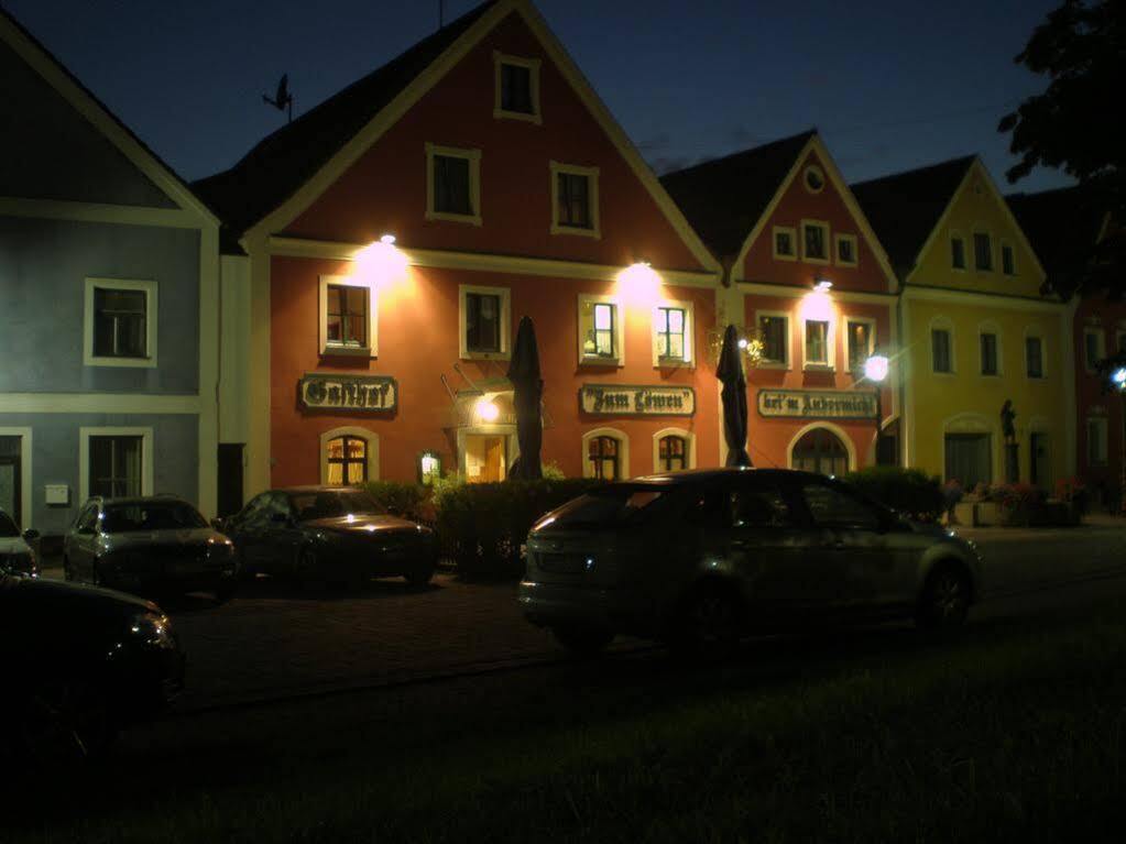 Hotel Gasthof Zum Loewen Фельбург Экстерьер фото